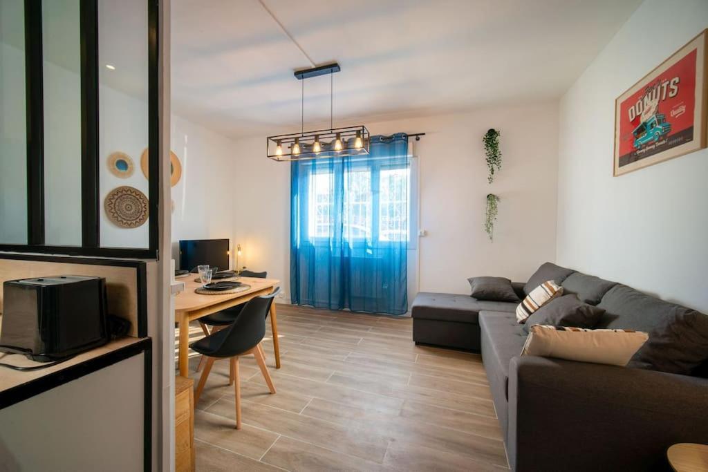 Fully Equiped Wifi Apartment Sleeps 6 Marsylia Zewnętrze zdjęcie